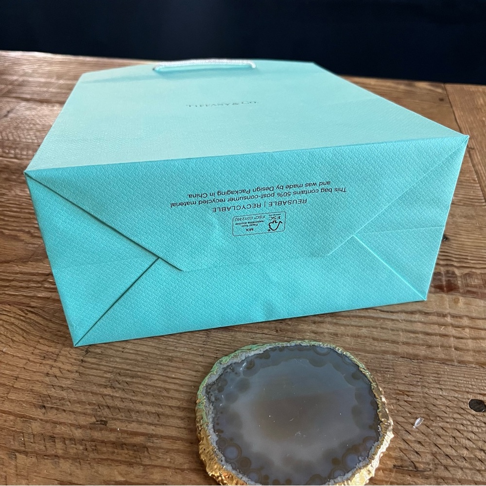 Auth. Tiffany & Co.® Paper Shopping Bag "Tiffany & Co." - Picture 2 of 4
